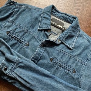 FE • MEN’S DENIM L/S BUTTON UP